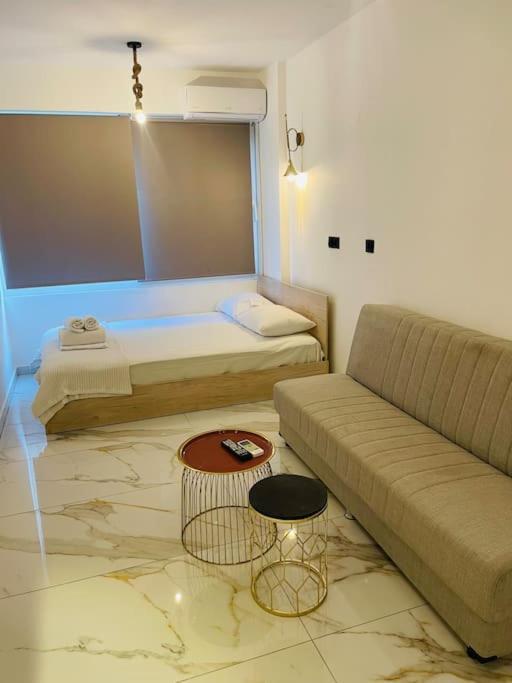 Luxury No4 Apartment In Ladadika เทสซาโลนิกิ ภายนอก รูปภาพ